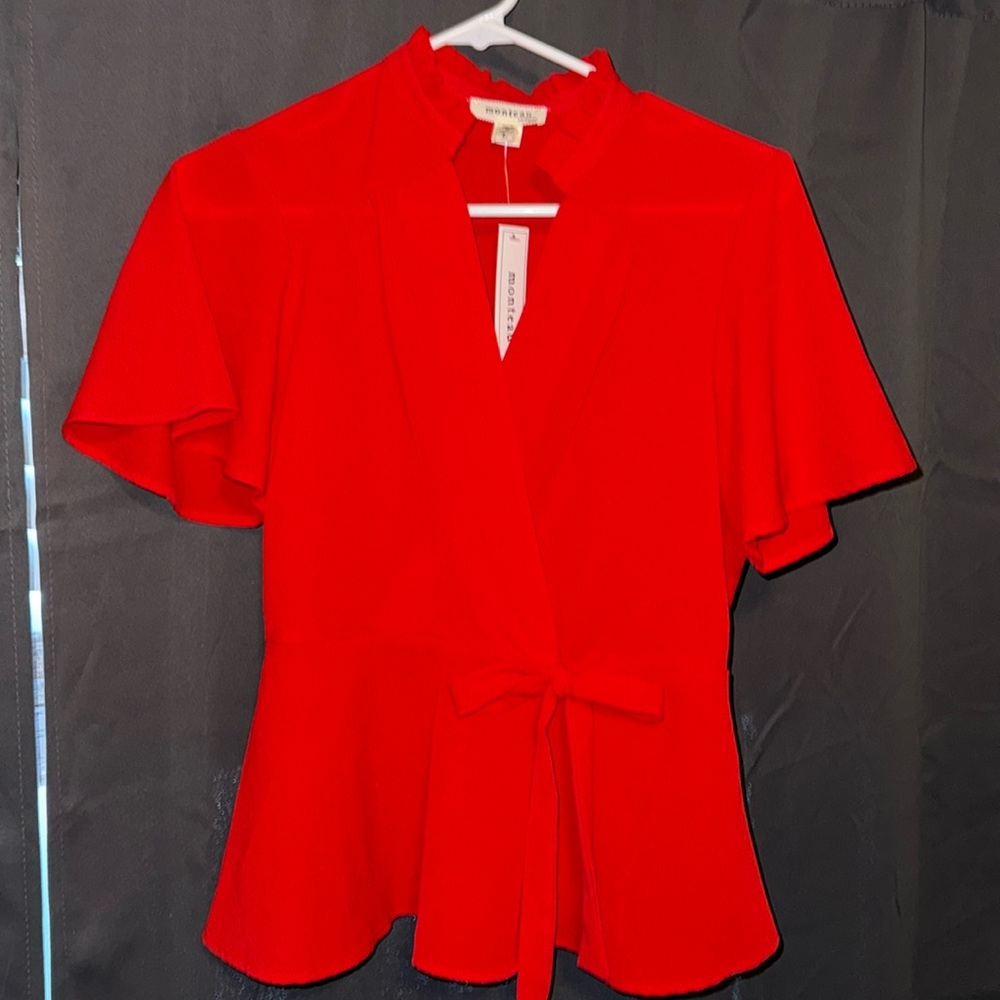 Women’s dress shirt